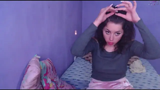 LovelyJulliette online show from 9, 3, 2025
