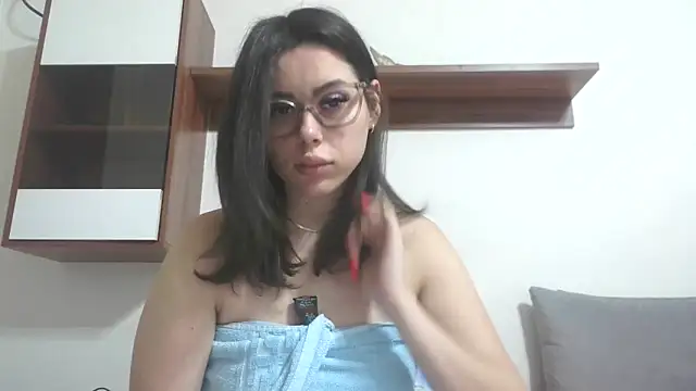 LovelyJulliette online show from 23, 3, 2026