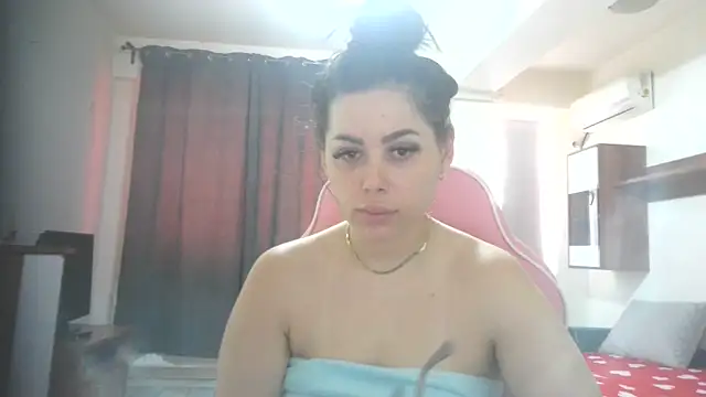 Snapshot of LovelyJulliette chatting on 14, 6, 2026 LovelyJulliette online show from 14, 6, 2026