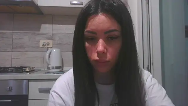 LovelyJulliette online show from 9, 5, 2026