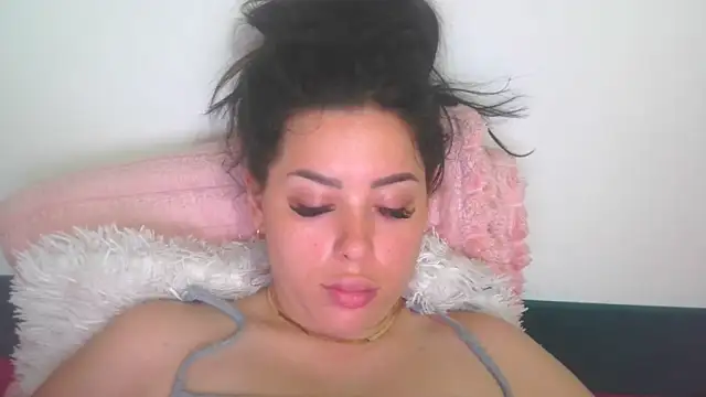 Snapshot of LovelyJulliette chatting on 22, 6, 2026 LovelyJulliette online show from 22, 6, 2026