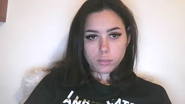 LovelyJulliette online show from 13, 1, 2026