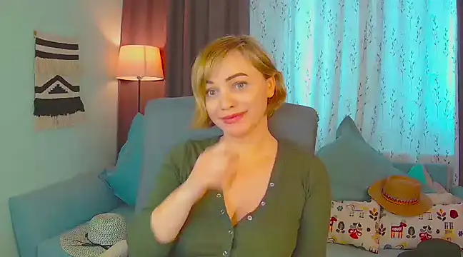 Snapshot of NandiSmile chatting on 18, 3, 2025 NandiSmile online show from 18, 3, 2025