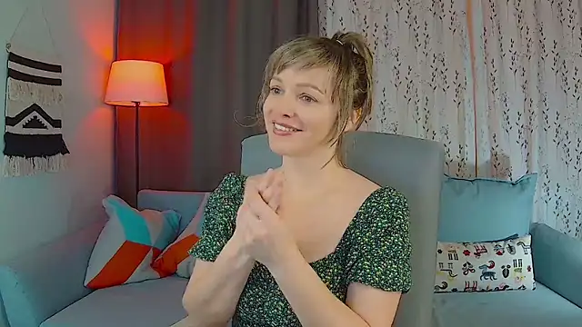 NandiSmile online show from 13, 3, 2026