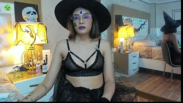 Snapshot of TaraaHot chatting on 31, 10, 2025 TaraaHot online show from 31, 10, 2025