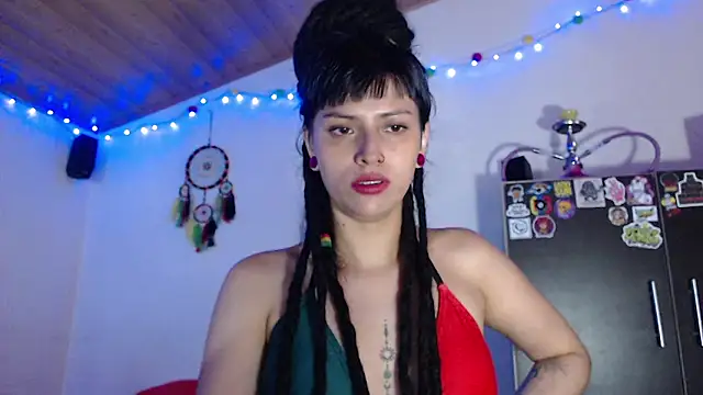Snapshot of Gaby_cute_16 chatting on 17, 5, 2026 Gaby cute 16 online show from 17, 5, 2026