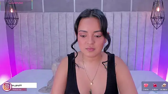 lea gray online show from 11, 10, 2025