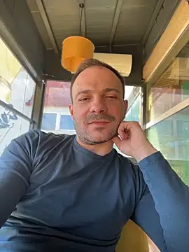 Adventurehotman online show from 9, 4, 2026