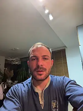 Snapshot of Adventurehotman chatting on 17, 5, 2026 Adventurehotman online show from 17, 5, 2026