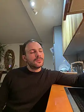 Adventurehotman online show from 2, 3, 2025