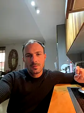 Adventurehotman online show from 8, 10, 2025