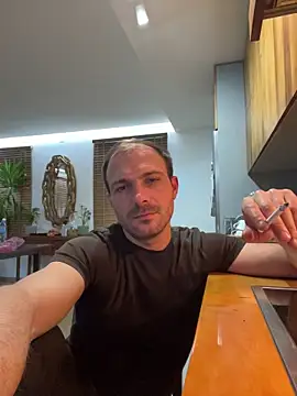 Snapshot of Adventurehotman chatting on 6, 5, 2026 Adventurehotman online show from 6, 5, 2026