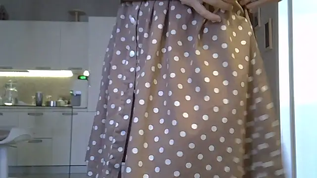 ZarinaSwift online show from 6, 3, 2026