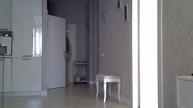 ZarinaSwift online show from 21, 4, 2026