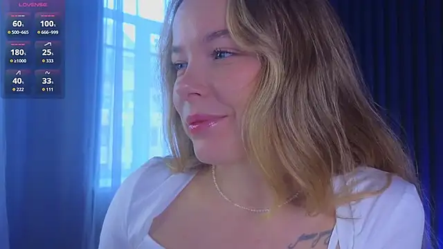 milly shy online show from 28, 10, 2025