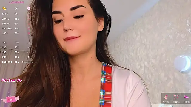 LaraSkinny online show from 9, 11, 2025