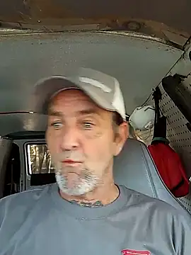 Snapshot of Hotbodyscottie chatting on 10, 2, 2025 Hotbodyscottie online show from 10, 2, 2025