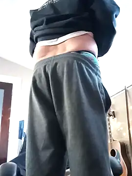 Snapshot of Hotbodyscottie chatting on 25, 1, 2025 Hotbodyscottie online show from 25, 1, 2025