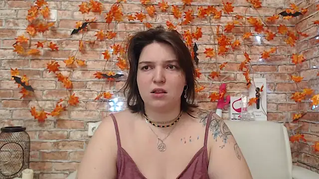 Amelia Kiss  online show from 28, 10, 2025