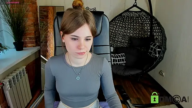 Caitlin Carey online show from 27, 2, 2026