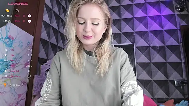 little grinch666 online show from 11, 4, 2026