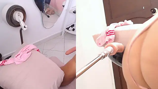 Mila Moans online show from 1, 3, 2026