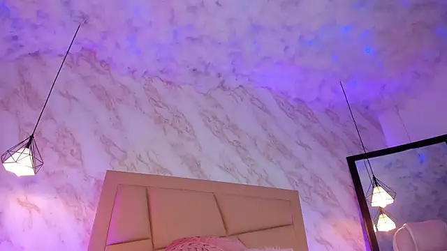  Hollywood 1 online show from 8, 4, 2026