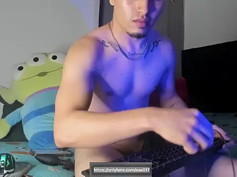 Snapshot of eeaa01 chatting on 22, 11, 2025 eeaa01 online show from 22, 11, 2025