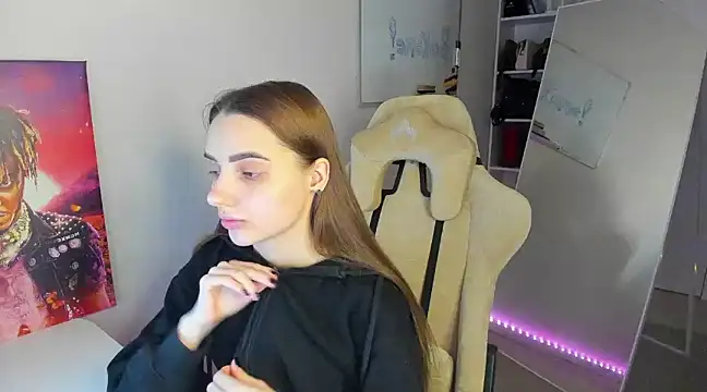   SilviaAbby   online show from 16, 1, 2025