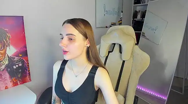   SilviaAbby   online show from 12, 1, 2025