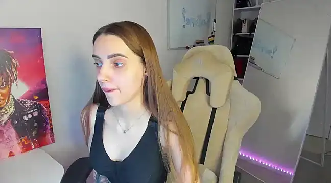   SilviaAbby   online show from 14, 1, 2025