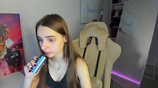   SilviaAbby   online show from 15, 1, 2025