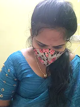 melina214 online show from 14, 4, 2026