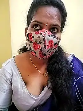 melina214 online show from 15, 4, 2026