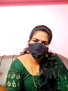 melina214 online show from 7, 10, 2025
