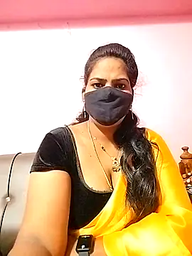 melina214 online show from 9, 11, 2025