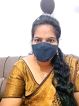 melina214 online show from 19, 1, 2026