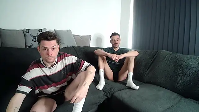 twotwinkhusbandss online show from 1, 7, 2026