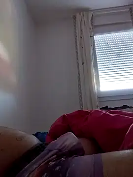 Snapshot of Geniusxl chatting on 28, 10, 2025 Geniusxl online show from 28, 10, 2025