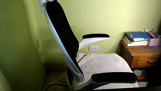 samantha s69 online show from 28, 4, 2026