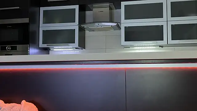 Snapshot of Missy_baby chatting on 2, 12, 2025 Missy baby online show from 2, 12, 2025