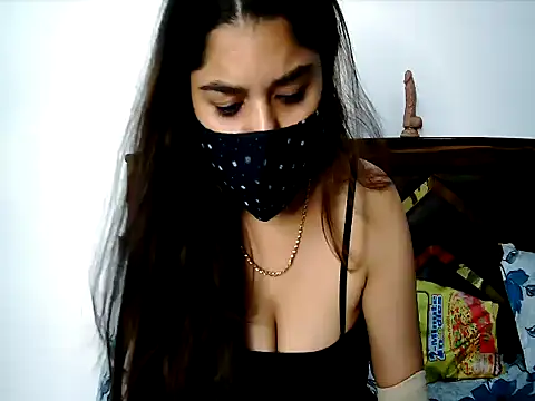 Snapshot of Gloie4u chatting on 30, 5, 2026 Gloie4u online show from 30, 5, 2026