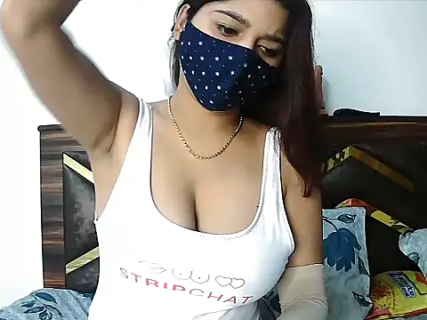 Gloie4u online show from 8, 11, 2025