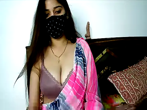 Snapshot of Gloie4u chatting on 1, 5, 2026 Gloie4u online show from 1, 5, 2026