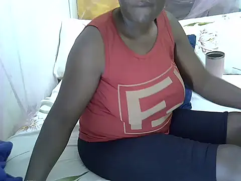 Snapshot of Sweetreena chatting on 20, 5, 2026 Sweetreena online show from 20, 5, 2026