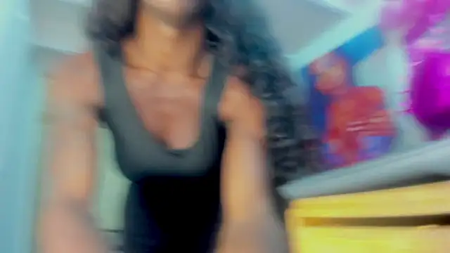 Snapshot of Richchocolatesweet_ chatting on 15, 12, 2024 Richchocolatesweet online show from 15, 12, 2024