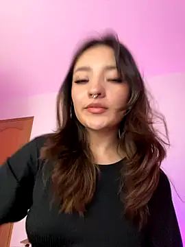 Snapshot of vayolett01_dakotta chatting on 19, 9, 2025 vayolett01 dakotta online show from 19, 9, 2025
