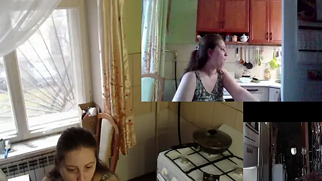 Sakura Green online show from 5, 11, 2025