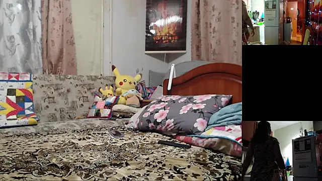 Sakura Green online show from 23, 10, 2025