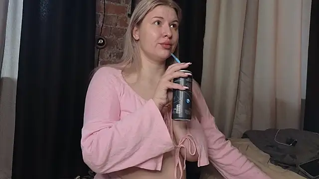 helen frogg online show from 22, 4, 2026